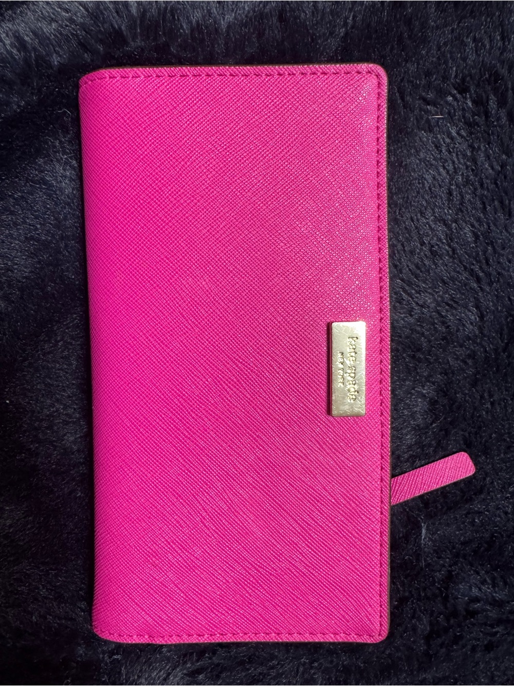 Kate Spade Hot Pink Wallet like new